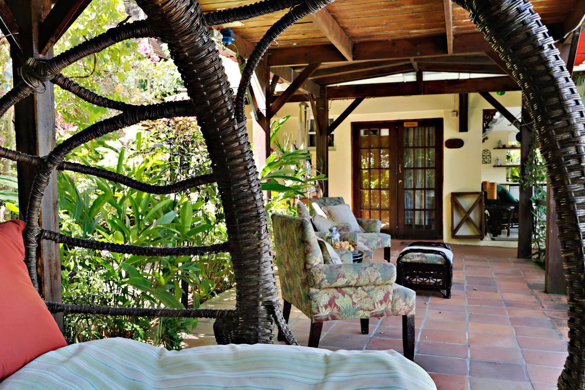 Villa Capri Cap Estate Εξωτερικό φωτογραφία